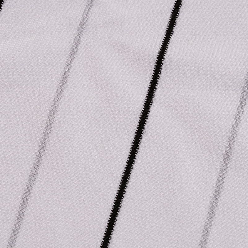 Svijetlosivo prugasto osnovno pletivo
